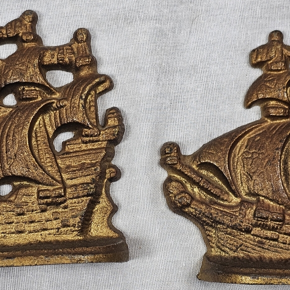 Vintage Brass Ship Nautical Bookend Pair Embossed "501" 4.25"H 4.5"L Metal Decor - Picture 4 of 14